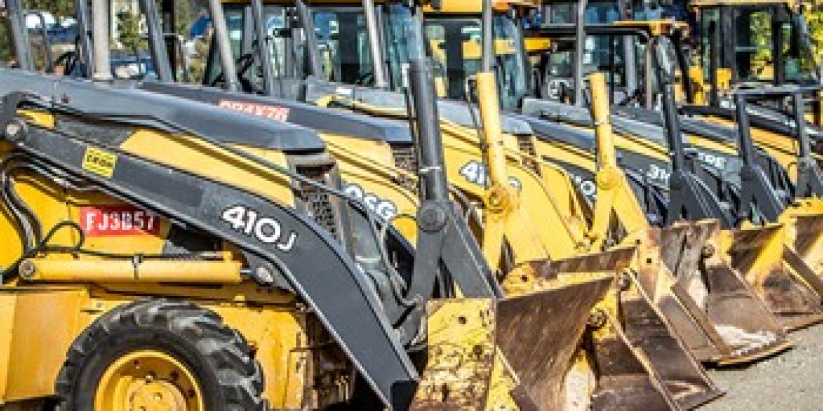 How a Professional Heavy Equipment Dealer Optimizes Your Fleet