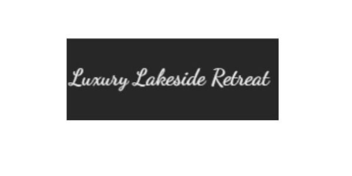 Luxury Lakeside Retreat – Premium Lakeside Lodge Escape in the UK