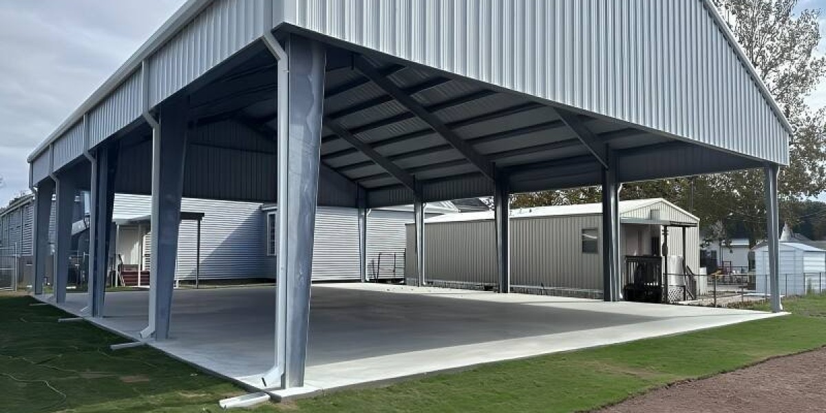 Which steel structure is best for large logistics warehouse construction?