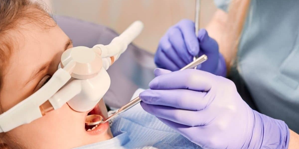 Sedation Dentistry: Helping Patients Feel Comfortable During Dental Visits