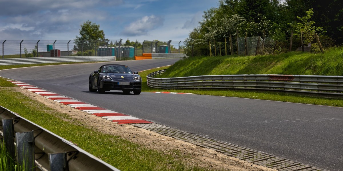How Reliable Porsche Parts Improve Vehicle Performance