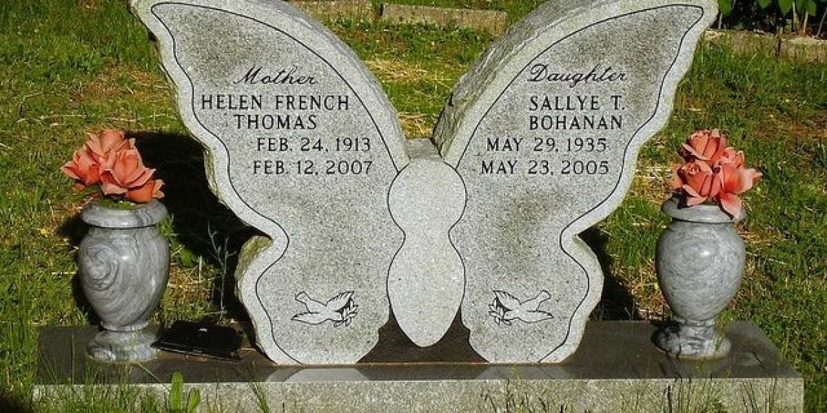 Honoring Loved Ones Through Thoughtful Memorials: Choosing the Right Monument