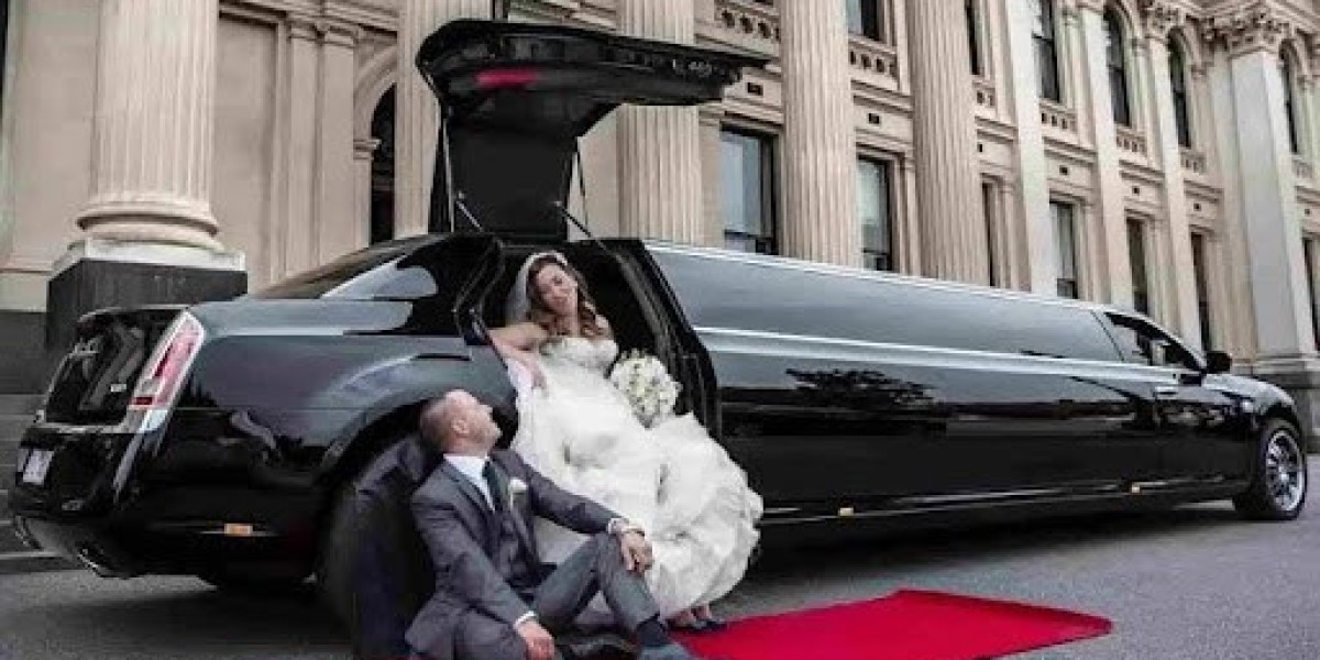 Wedding Limo Ideas for Elegant Bridal Transportation