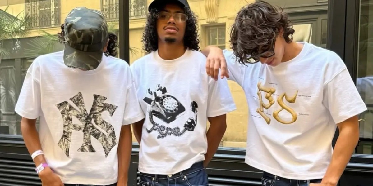 Pepe Studio Clothing France: Get the Right Fit Every Time