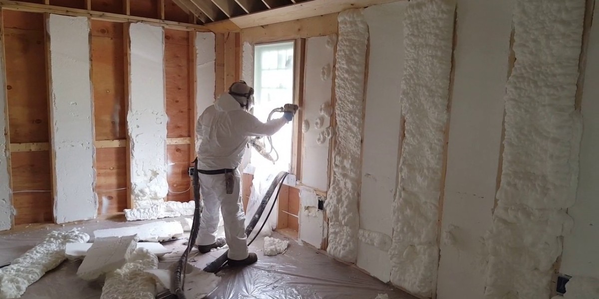 How Spray Foam Insulation Helps Create a More Energy-Efficient Home
