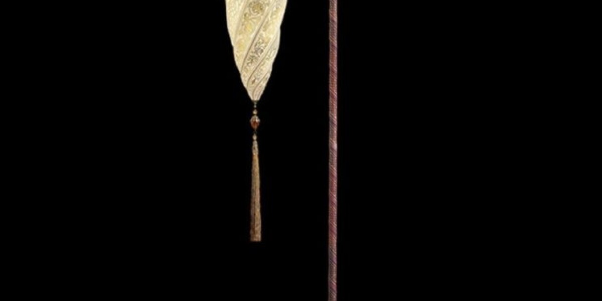 Antique Murano Glass Collection Featuring Authentic Venetian Craftsmanship