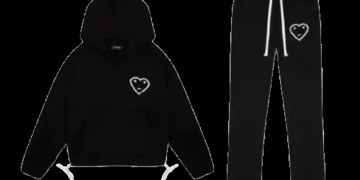 Carsicko Tracksuit: The Perfect Blend of Comfort and Street Fashion in the UK
